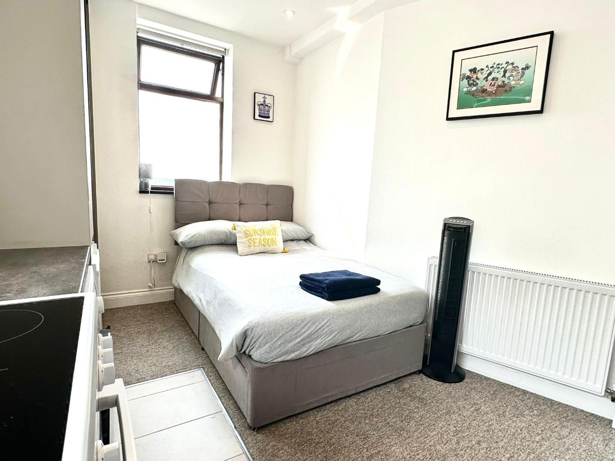 Unique Modern, Private Apartment,15 Mins To Central London Hendon Exterior foto