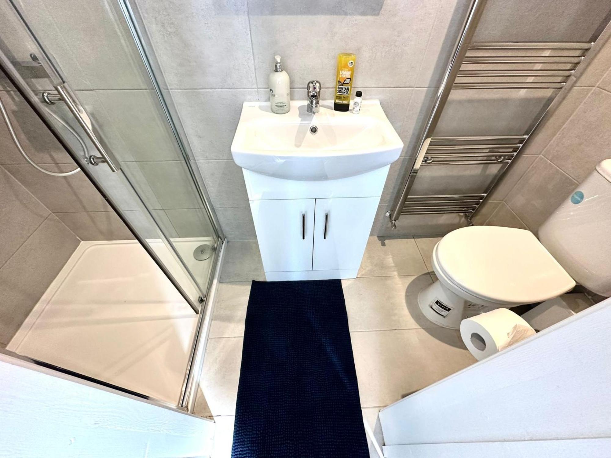 Unique Modern, Private Apartment,15 Mins To Central London Hendon Exterior foto